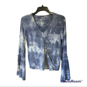 AEO American Eagle Outfitters Surplice Bell Sleeve Tie-Dye Top | Periwinkle | XS